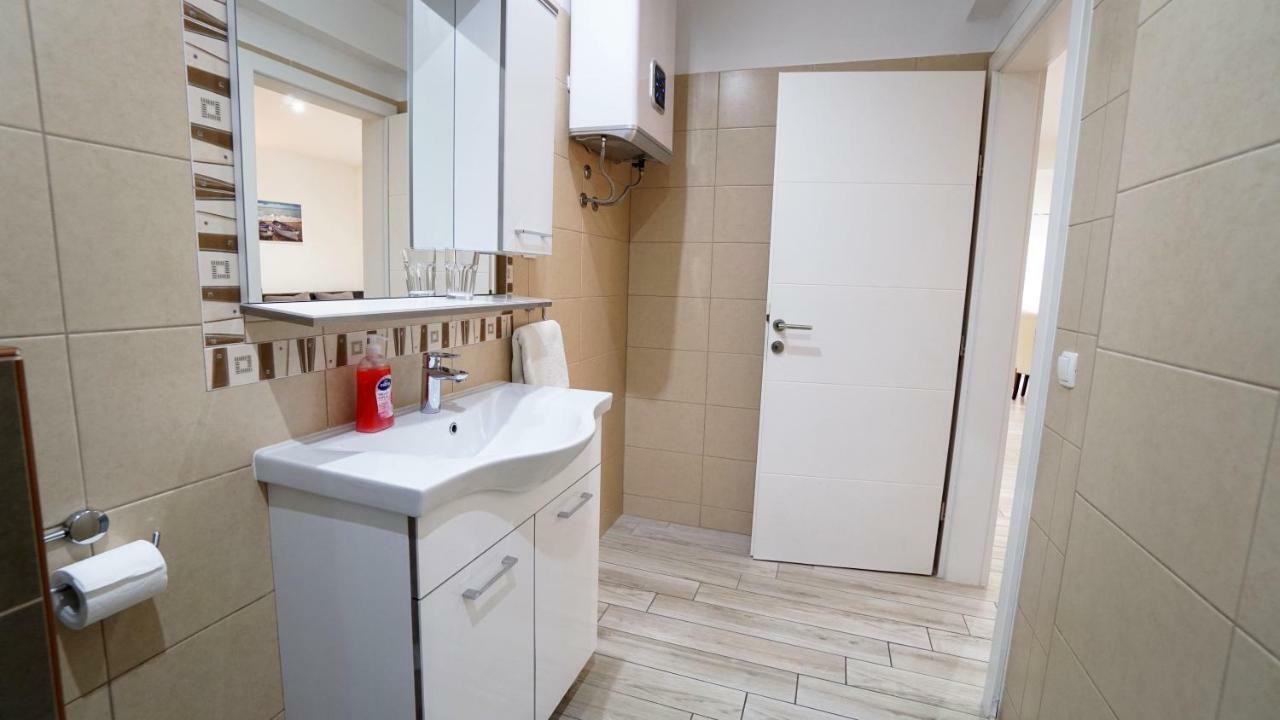 Apartments Lulic Zadar Cameră foto